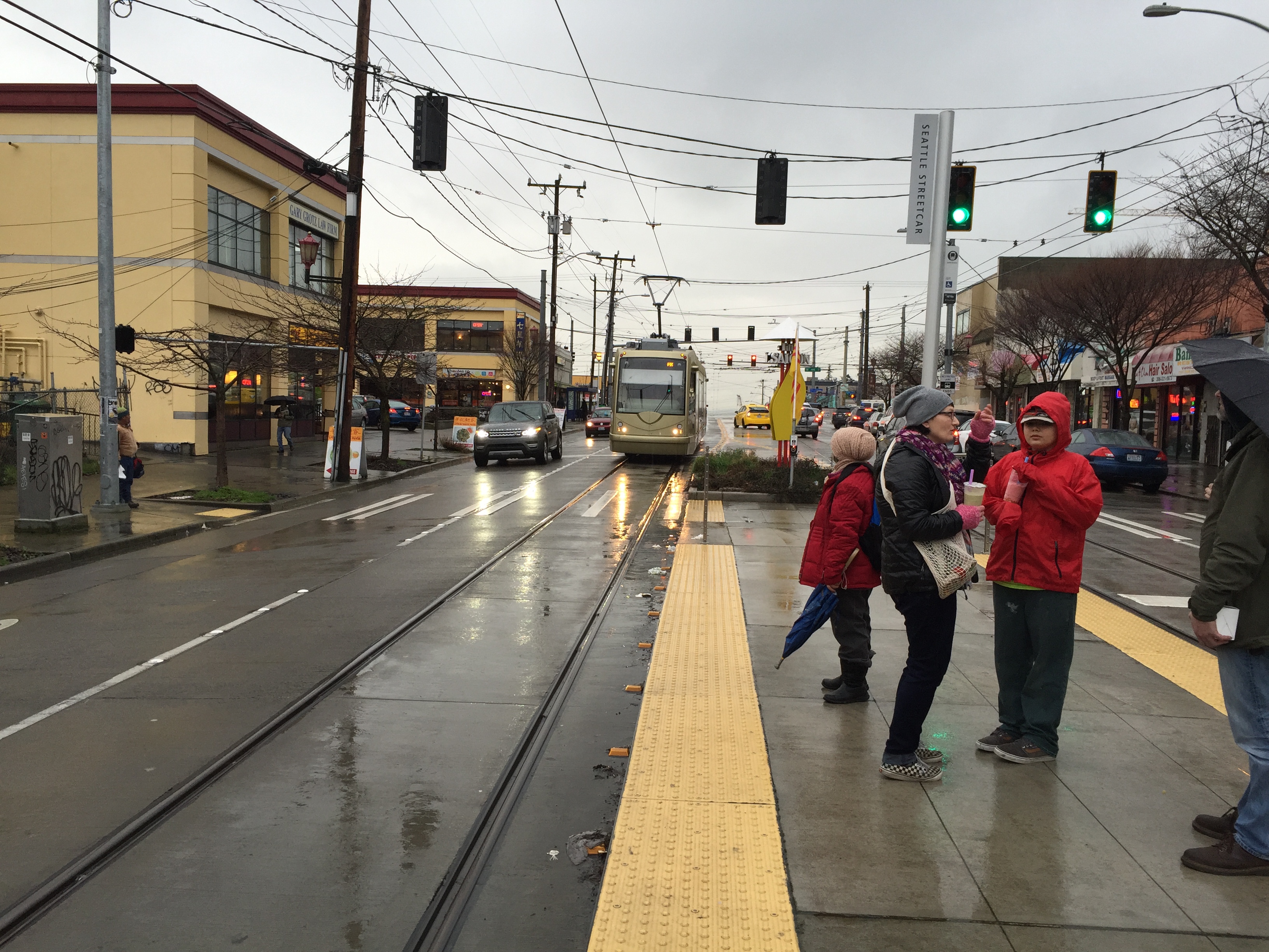 First Hill Streetcar Begins Service