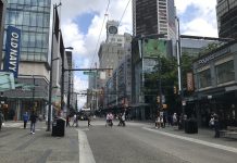What We’re Reading: A Gentrifying City, Going Dutch, and Funding Biking