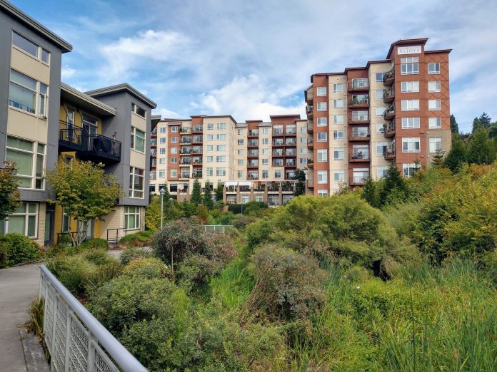 Apartments and Green Space at Thornton Place