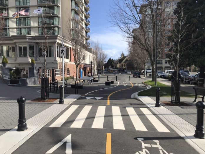 A proper cycletrack in Victoria, British Columbia. A proper cycletrack in Victoria, British Columbia.