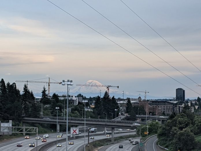 PXL_20210527_030352975.MP
