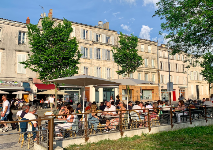La Rochelle street cafe An outdoor café