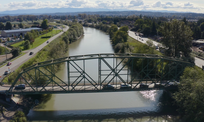 cropped-Milroy-Bridge-close-up-