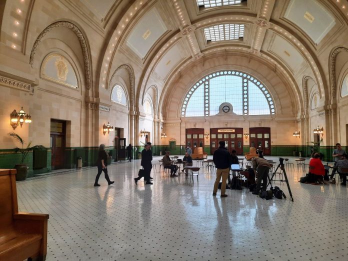 Dow-and-Claudia-in-Union-Station-20230323