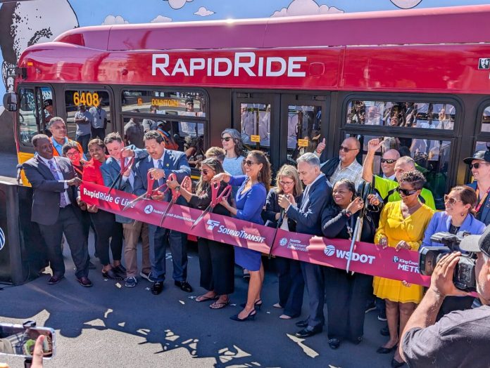 RRG-Ribbon-Cutting-02-1300x979 SDOT