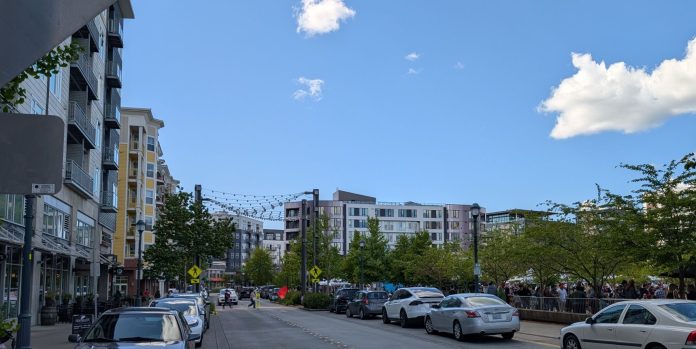 Apartments around Downtown Park